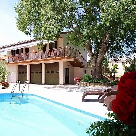 Ladonia Apartman Krnica