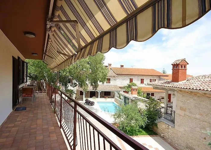 Ladonia Apartman Krnica