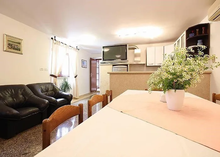 Apartman Ladonia